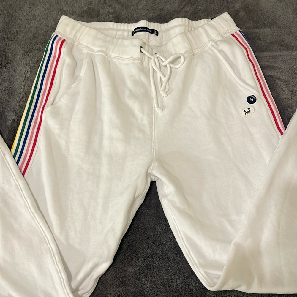 Abercrombie & Fitch NWT Sweatpants Size Medium